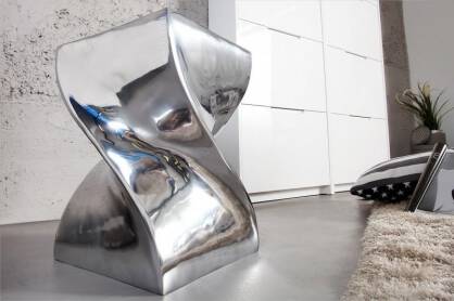 Nowoczesny stolik aluminiowy TWIST 45 cm srebrny